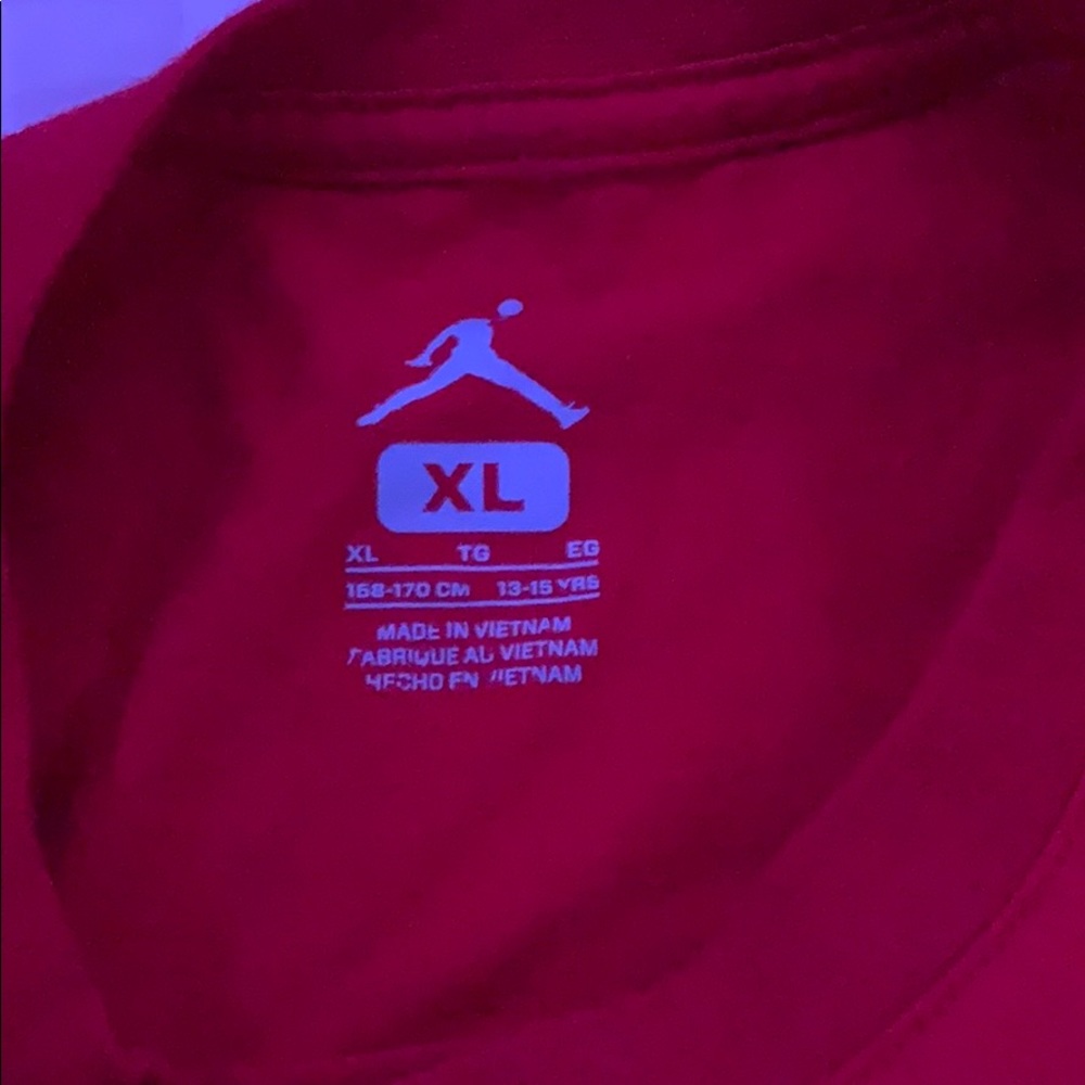Air Jordan Red Short Sleeve Tee Youth XL - Picture 2 of 3